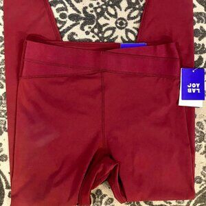 Brand New Wine Colored Moisture Wicking High Rise 7/8 Length Leggings! Medium